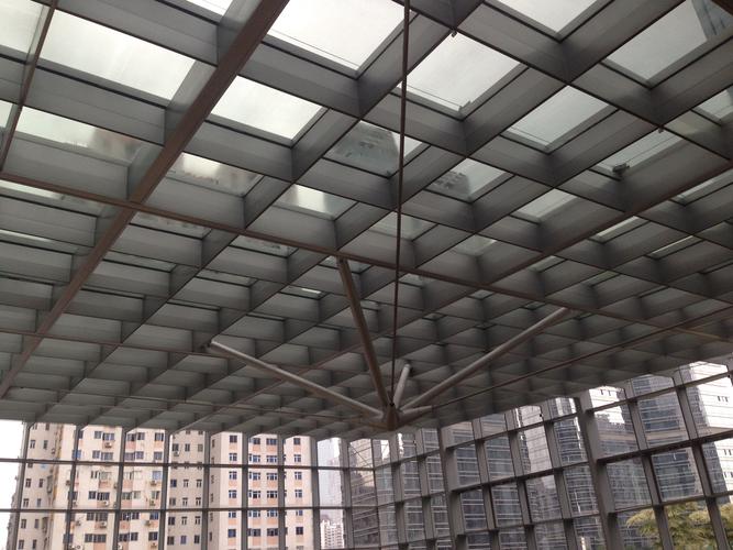 广州太古汇的穹顶玻璃钢架的这个是什么(见附图)